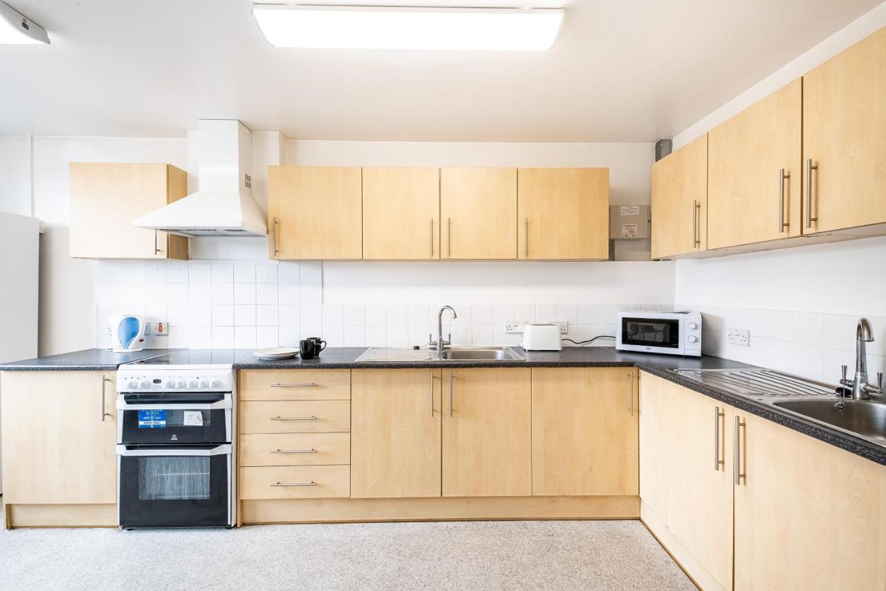 En Suite Rooms, Gillingham - Sk Esterno foto